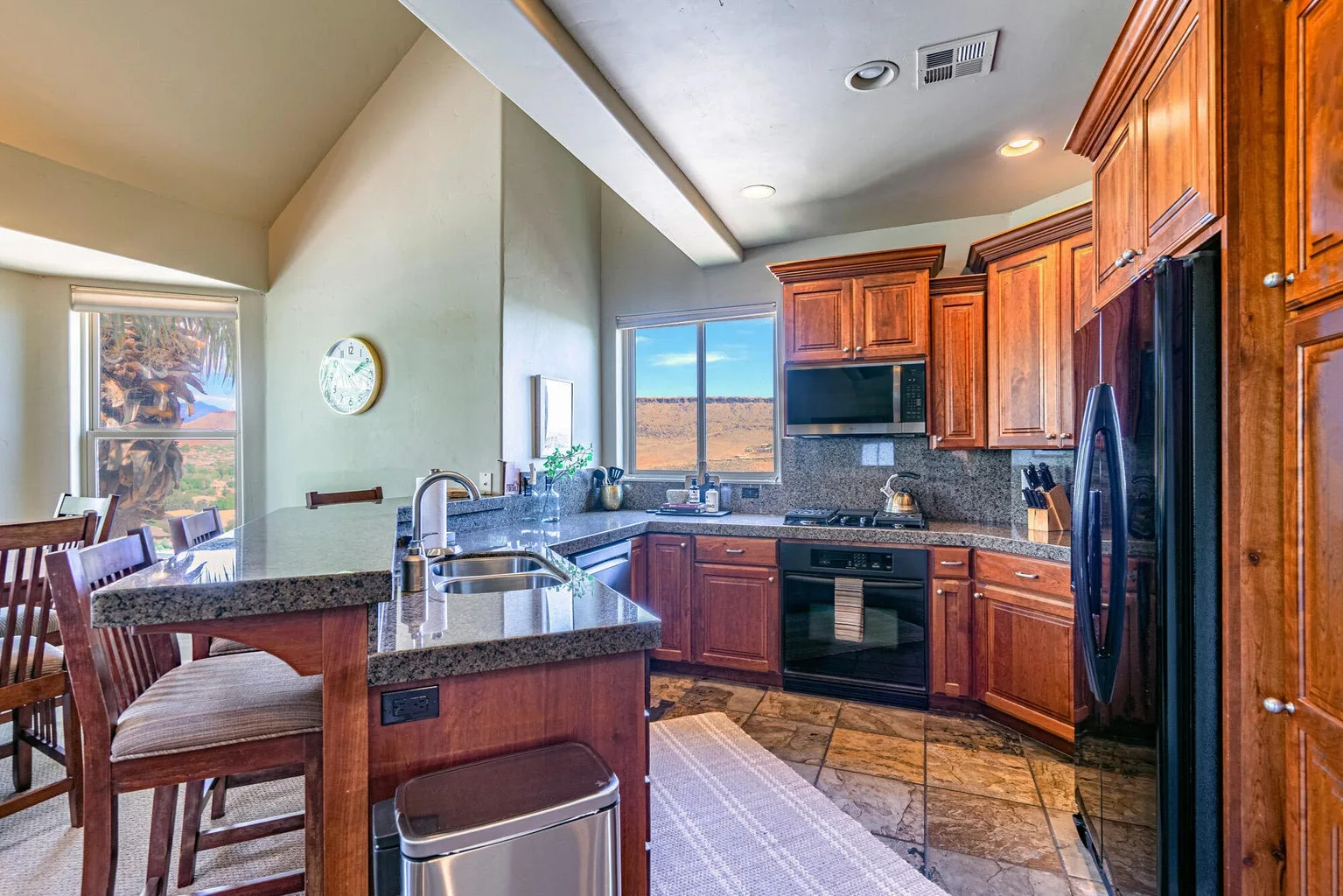 Fully furnished kitchen in the St. George condominium