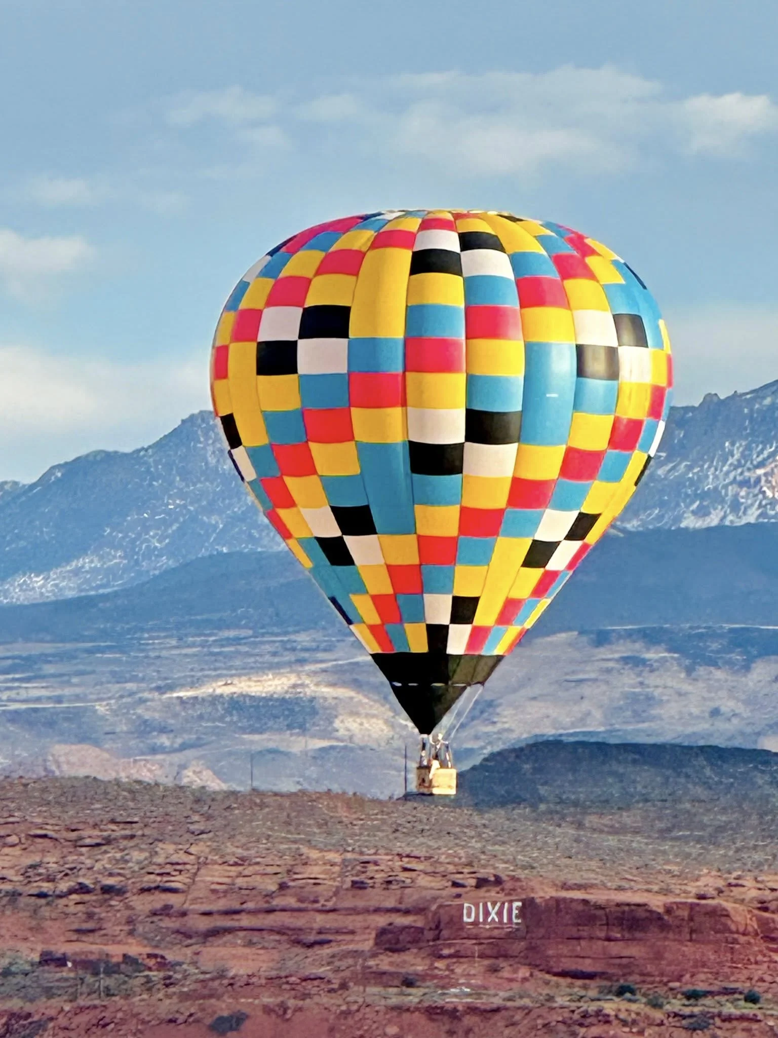 News image for Up and Away Hot Air Balloon Festival Returns to Washington, Utah for Fifth Annual Celebration - Related to Staheli Family Farm